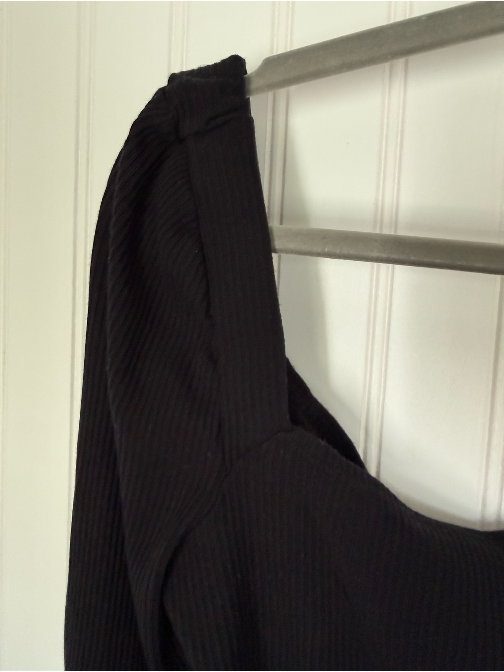 Reformation Heather Black Ribbed Tencel Sweetheart Bodysuit Size L - Picture 3 of 12